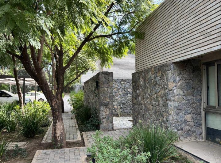 Casa · 173m² · 4 Ambientes · 2 Cocheras