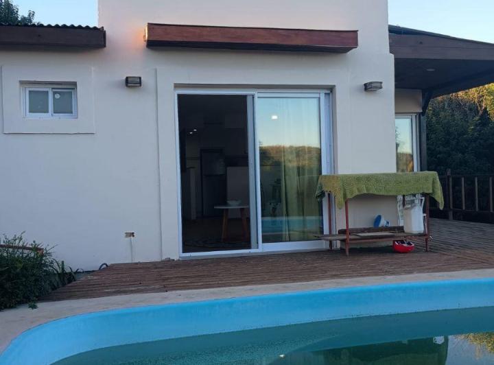 Casa · 100m² · 4 Ambientes · 2 Cocheras