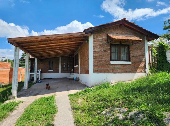 Casa · 101m² · 4 Ambientes · 1 Cochera