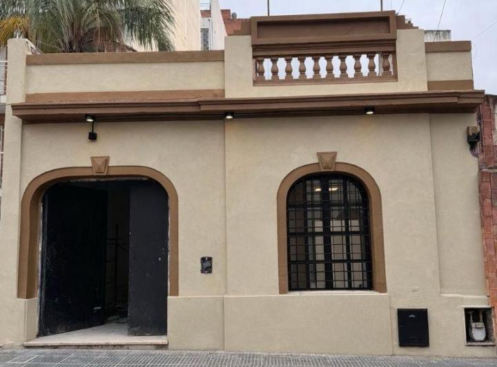 Local comercial · 143m² · 6 Ambientes