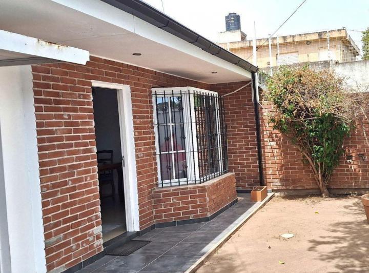 Casa · 73m² · 3 Ambientes · 2 Cocheras