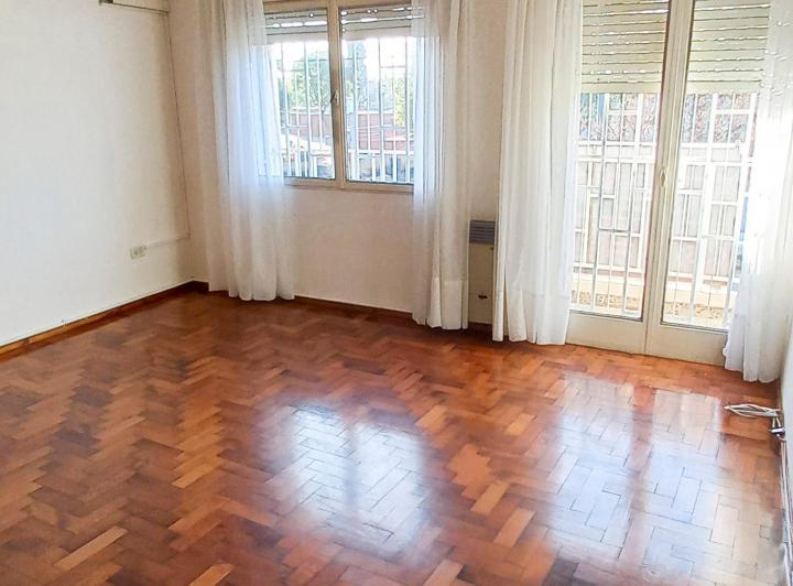 Casa · 173m² · 5 Ambientes · 1 Cochera