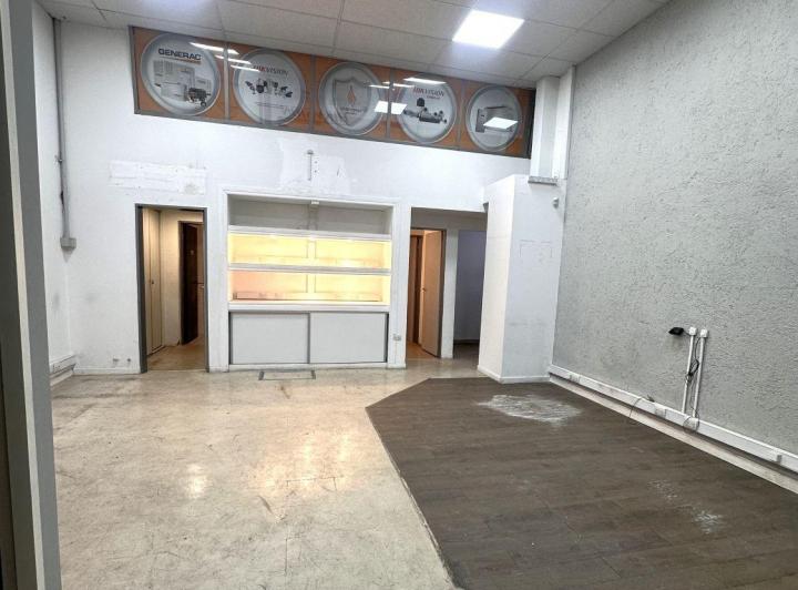 Local comercial · 160m² · 6 Ambientes