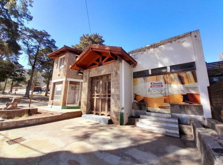 Local comercial · 4 Ambientes