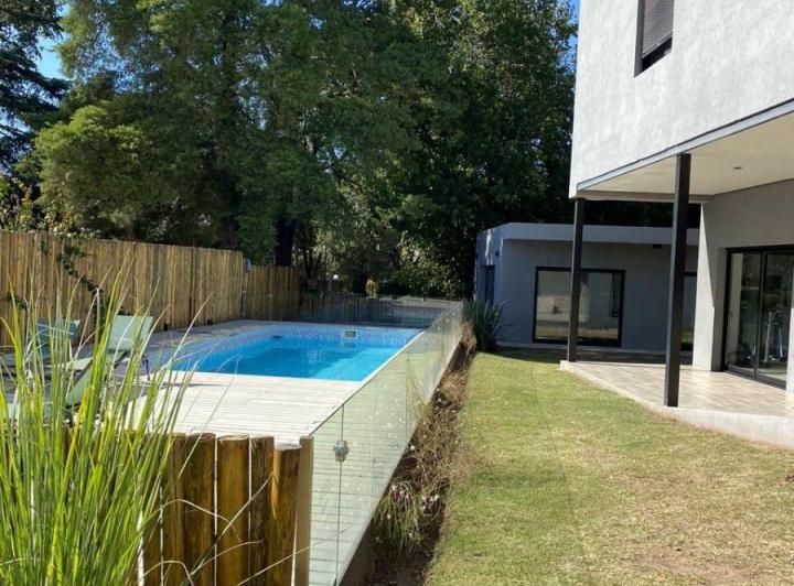 PH · 150m² · 6 Ambientes · 1 Cochera