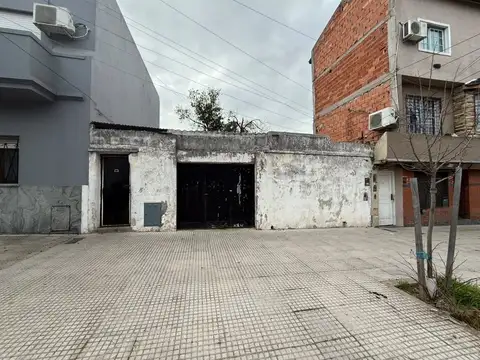 Terreno en Venta en Mataderos, CABA