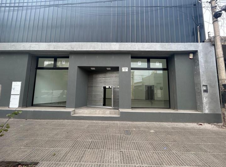 Local comercial · 140m² · 1 Ambiente