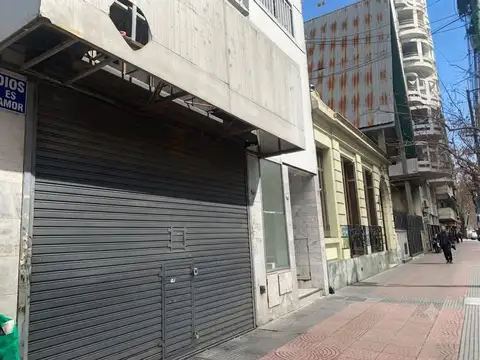 Local en Venta en Flores, CABA