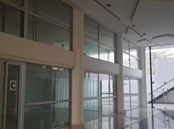 Local comercial · 480m² · 15 Ambientes