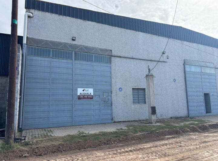 Bodega-Galpón · 240m²