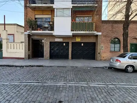 Cochera en Venta en Flores, Capital Federal