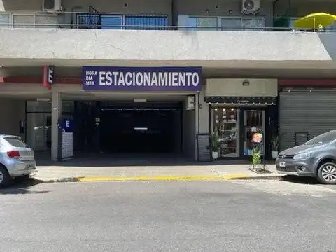 Cochera en Venta en Almagro, Capital Federal