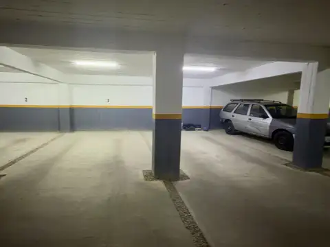 Cochera en Venta en Villa del Parque, CABA