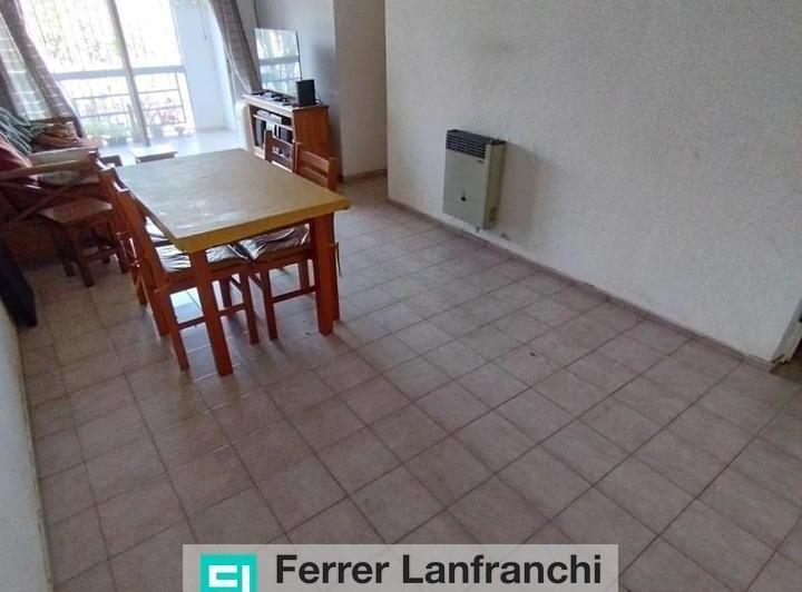 Departamento · 73m² · 5 Ambientes · 1 Cochera