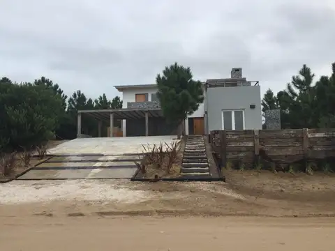 Casa en Alquiler Temporal en Costa Esmeralda, Partido de La Costa