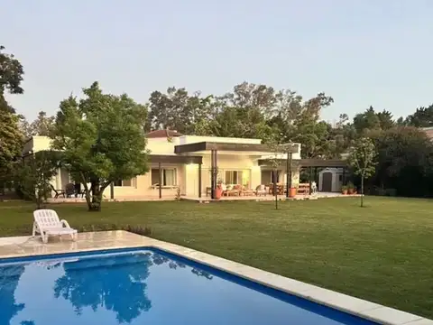 Casa en Alquiler Temporal en Martindale Country Club, Countries y Barrios Cerrados en Pilar