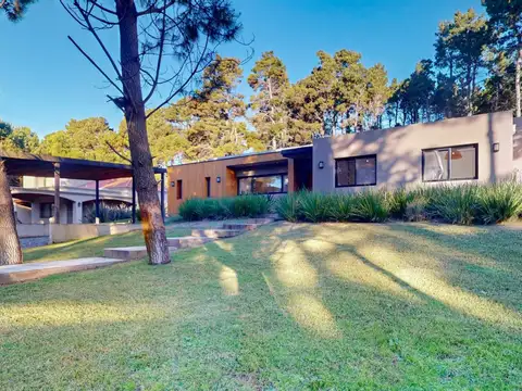 Casa en Alquiler Temporal en La Herradura, Countries y Barrios Cerrados en Pinamar