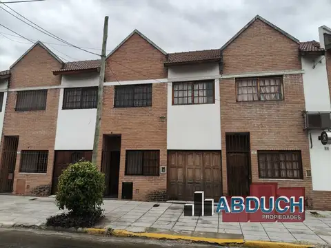 Casa en Alquiler en Villa Maipu, General San Martin