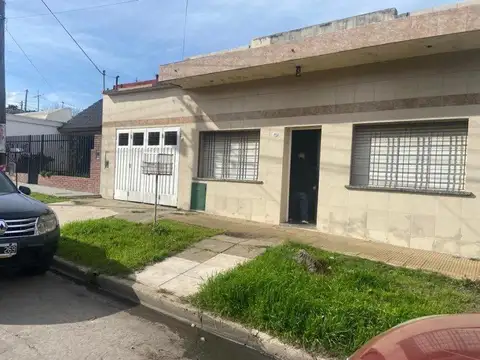 Casa en Alquiler en El Palomar, Partido de Morón