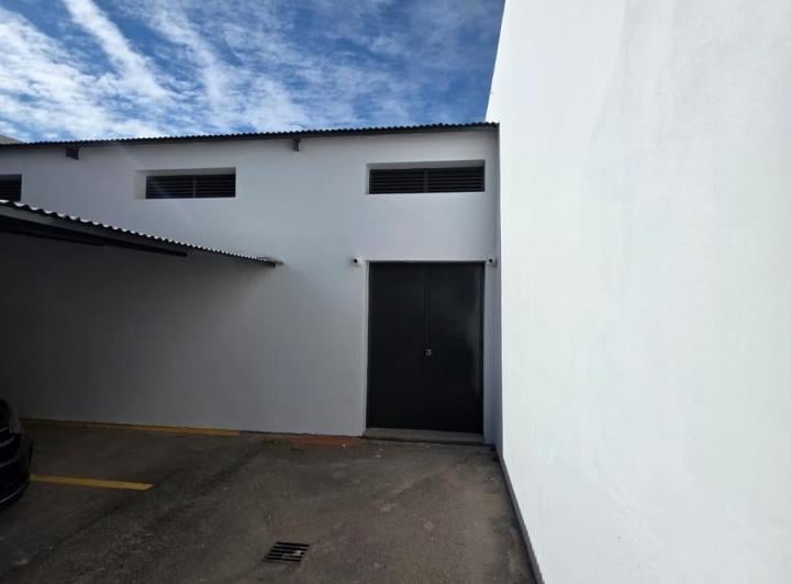 Garage · 56m²