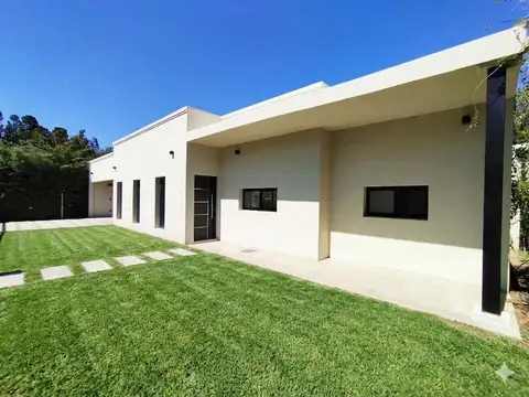 Casa en Alquiler en Loma Verde, Partido de Escobar