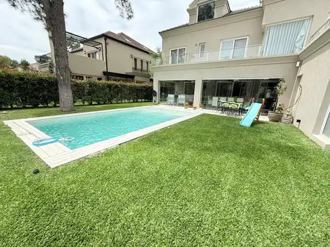 Casa en Alquiler en Saint Thomas, Countries y Barrios Cerrados en Esteban Echeverria
