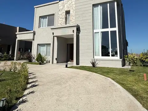 Casa en Venta en San Sebastian, Countries y Barrios Cerrados en Escobar