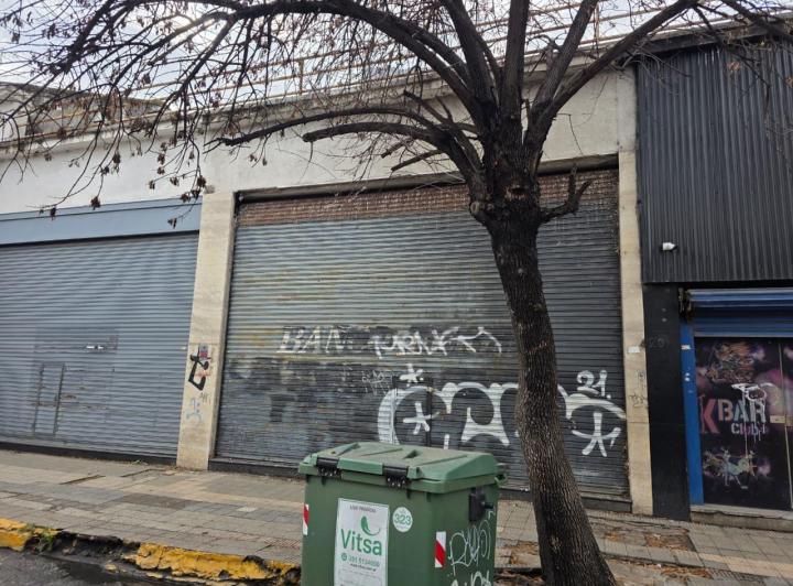 Local comercial · 185m²