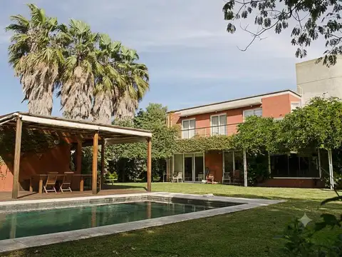 Casa en Venta en Abril Club De Campo, Countries y Barrios Cerrados en Berazategui
