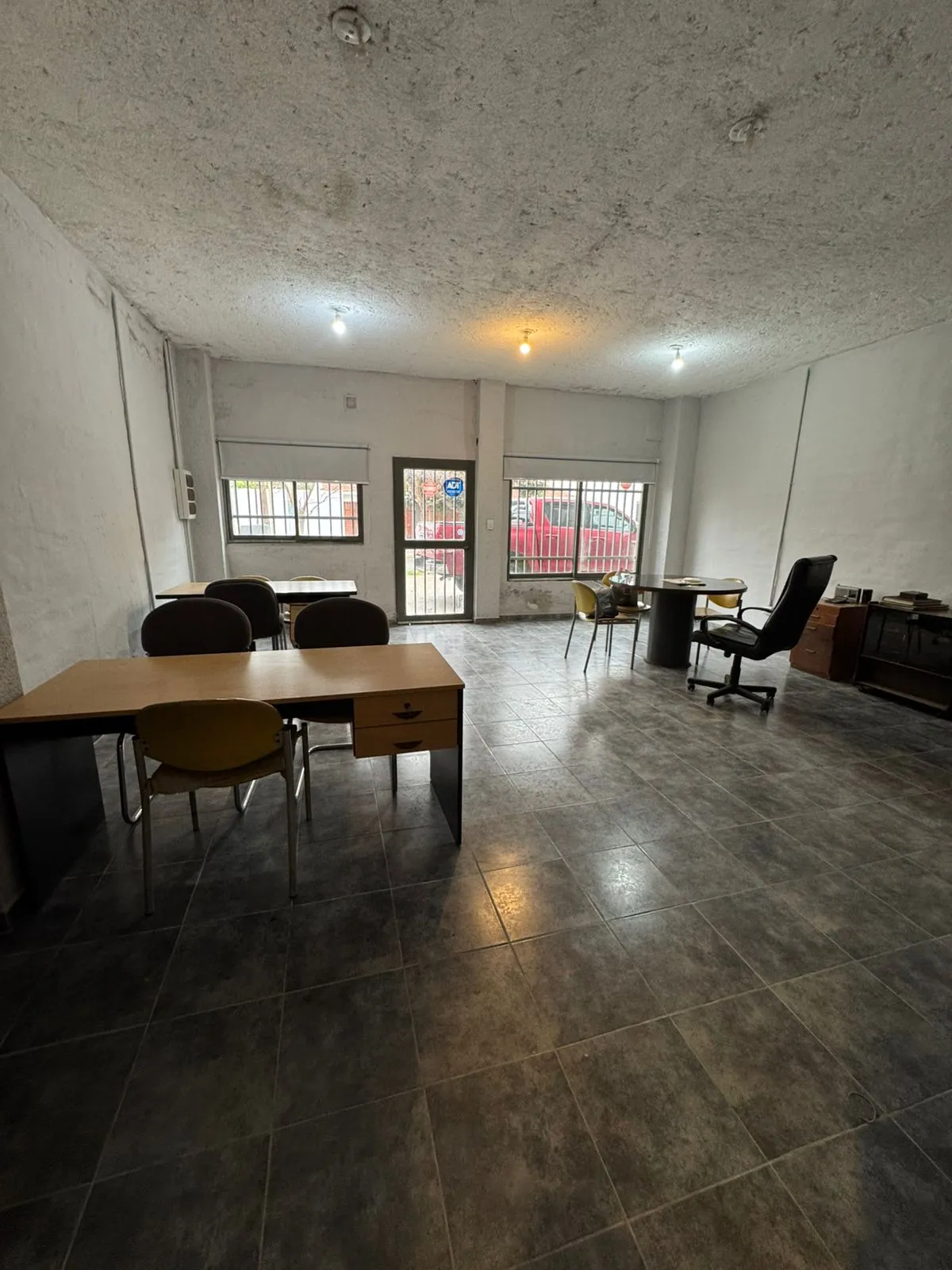 ALQUILER GALPÓN + OFICINAS + PATIO | Bº EL TREBOL