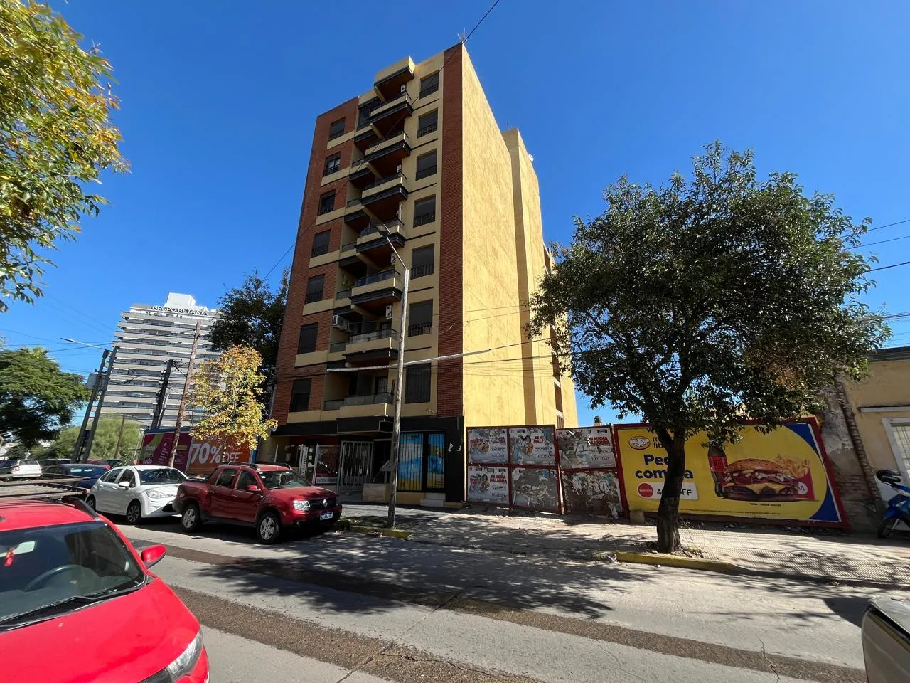 Terreno para desarrollo en B° Güemes excelente ubicación 2000 m construibles