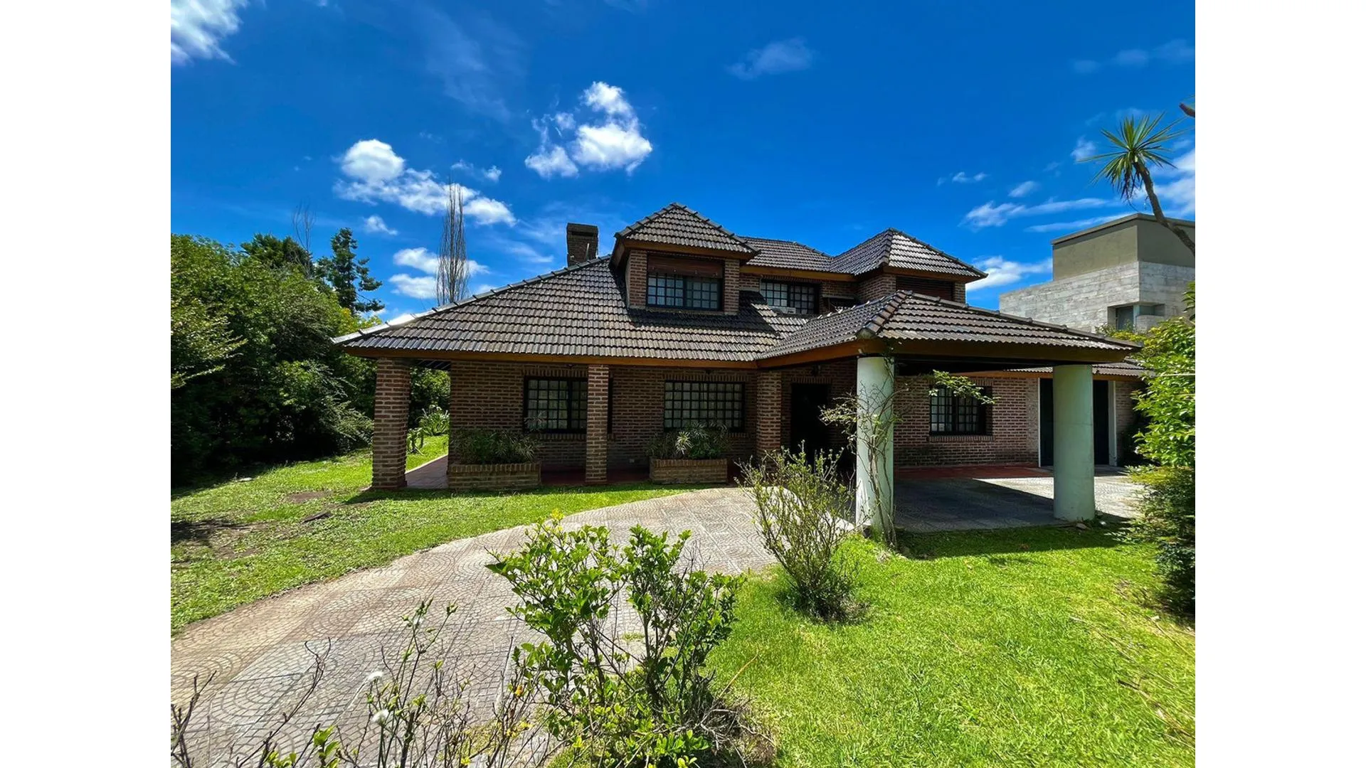 Increible Casa Quinta En Barrio Privado El Ombu!