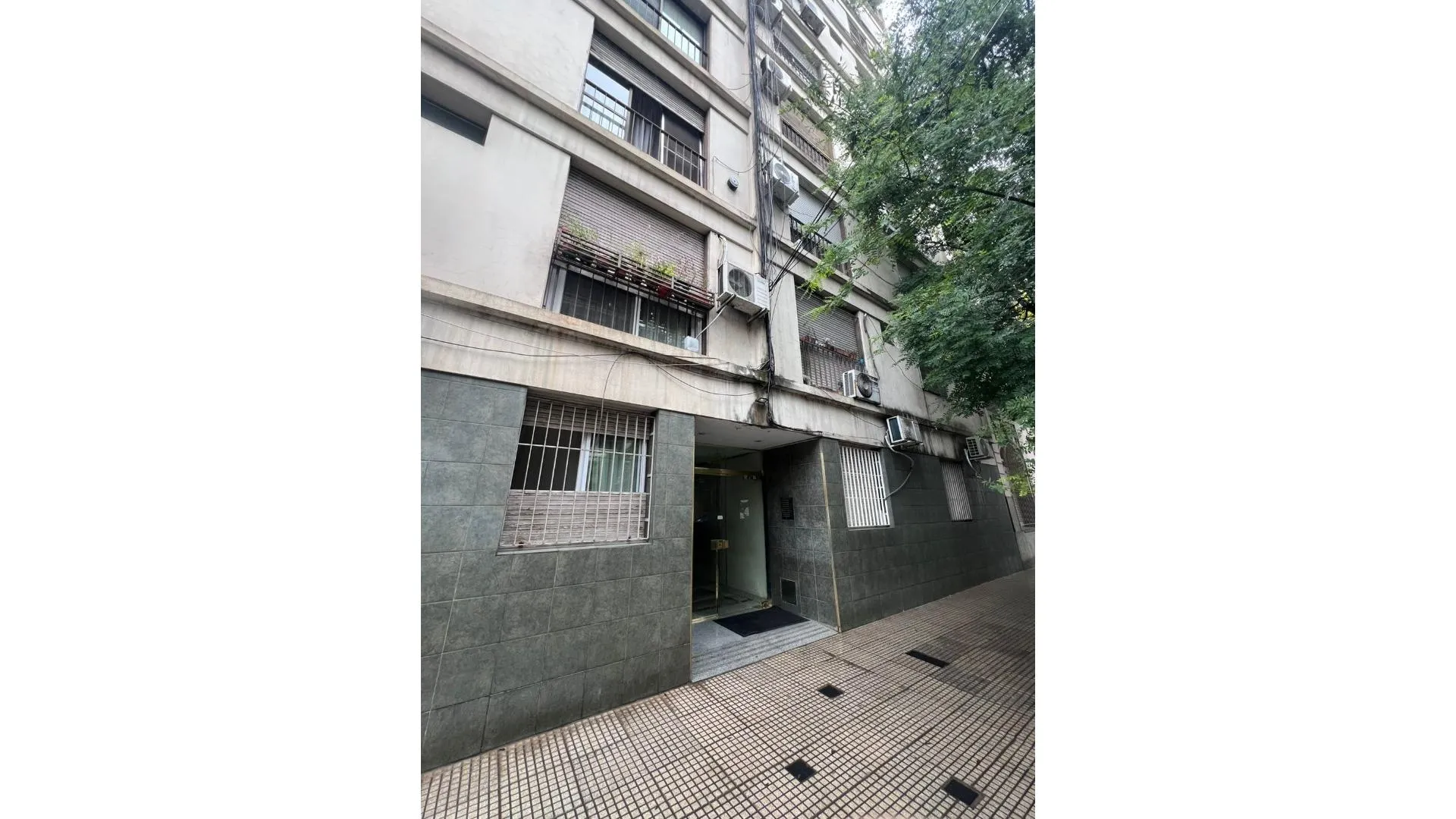 3 ambientes Flores Financiado
