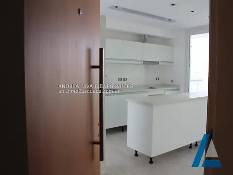 Departamento en Alquiler en Plaza Azcuenaga, La Plata