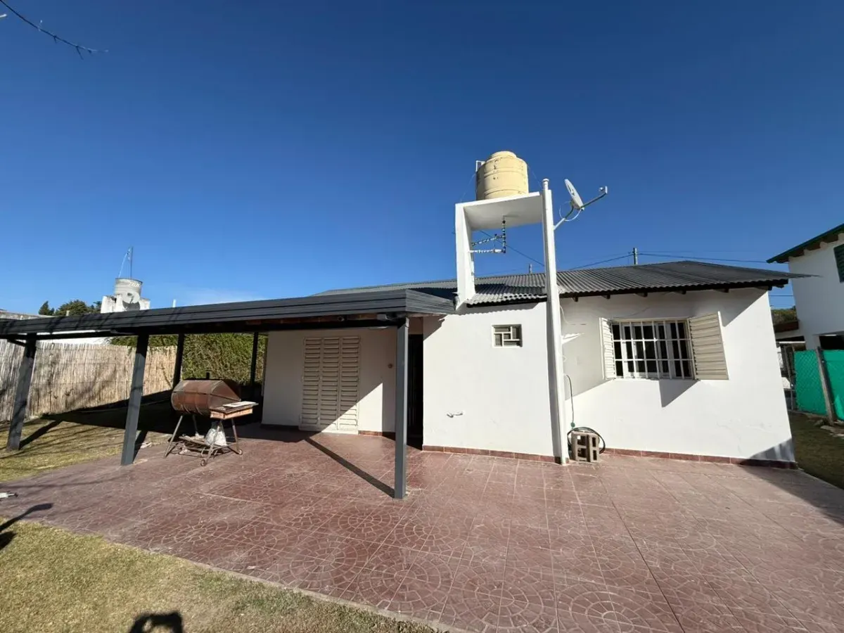 Casa En Venta A Una Cuadra Del Rio San Antonio
