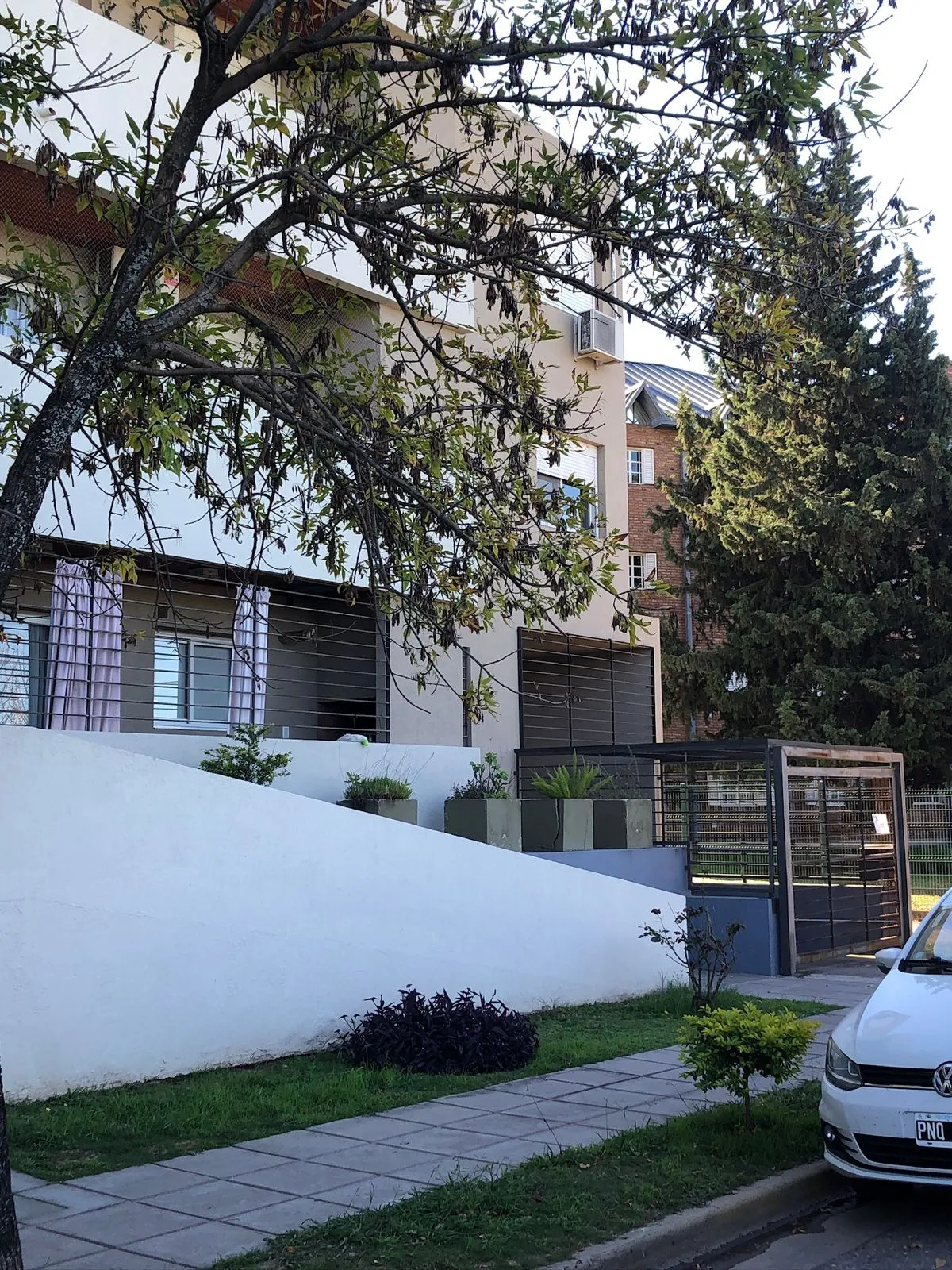 VENDO COCHERA SUBTERRANEA EN COMPLEJO CERRADO CORDOBA 4