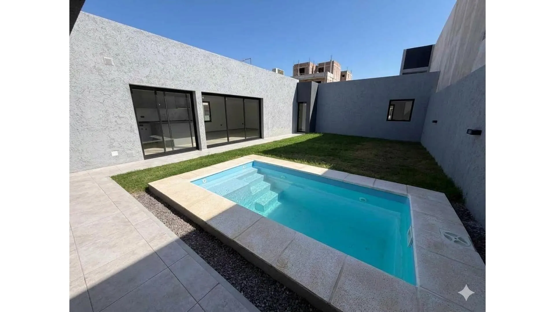 Casa a estrenar en venta Mansos del Sur planta baja
