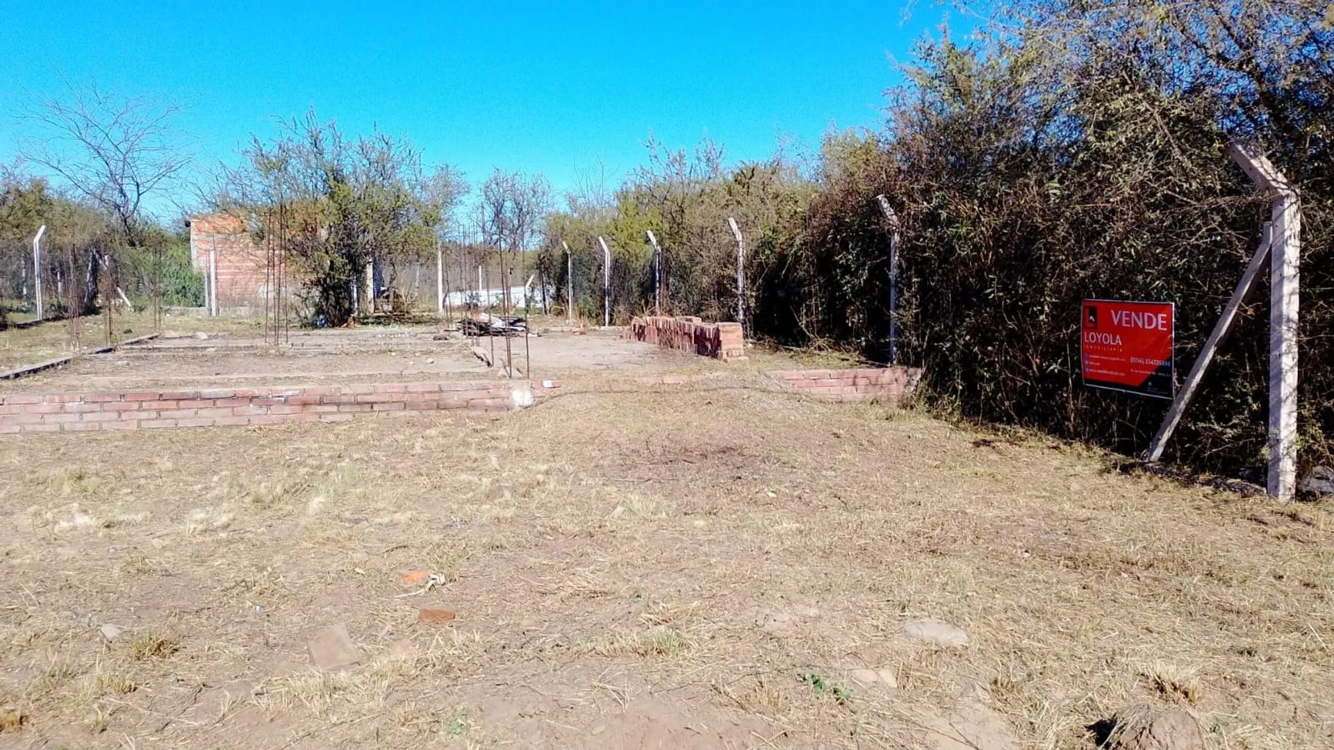 LOTE CON BASE CONSTRUIDA EN VENTA – USD 22.000