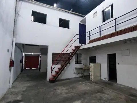 Galpón en Alquiler en José Ingenieros, Partido de Tres de Febrero