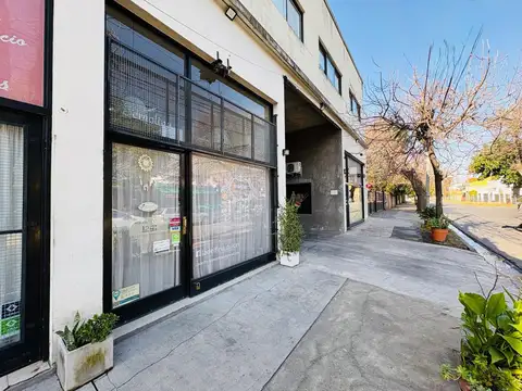Local en Venta en Barrio Malvinas, Boulogne