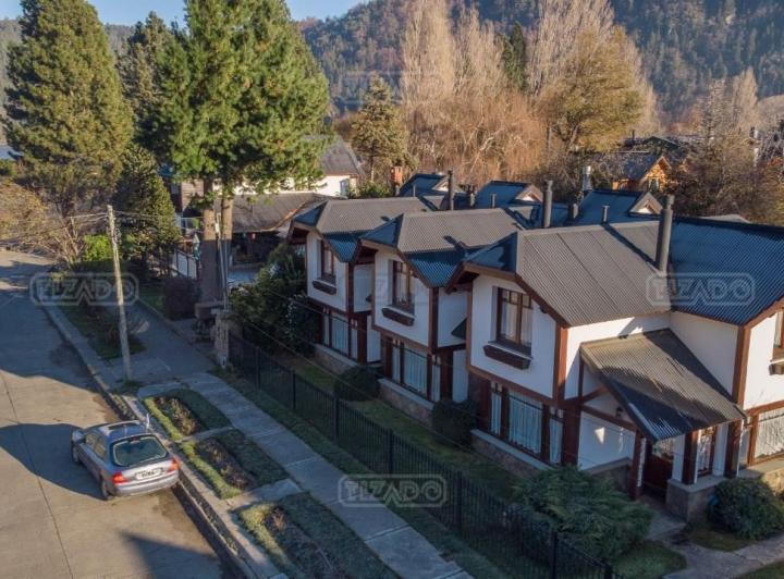 Casa · 645m² · 1 Cochera