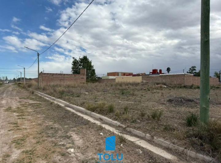 Terreno · 300m²