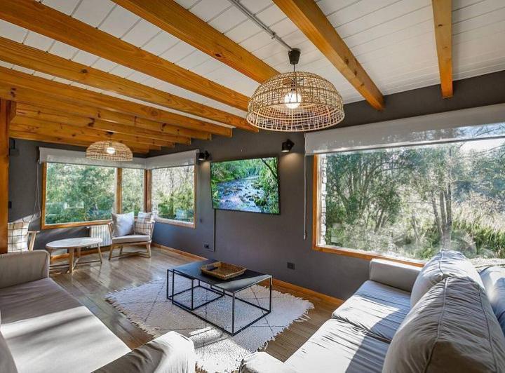 Casa · 300m² · 7 Ambientes · 1 Cochera