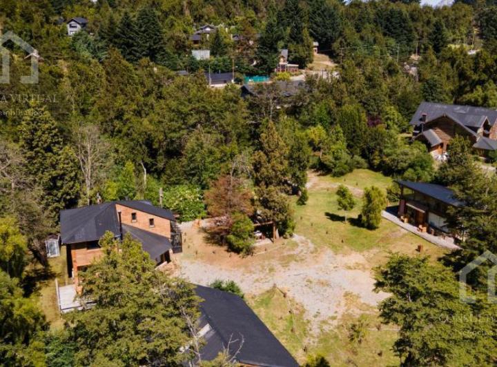 Terreno · 300m²