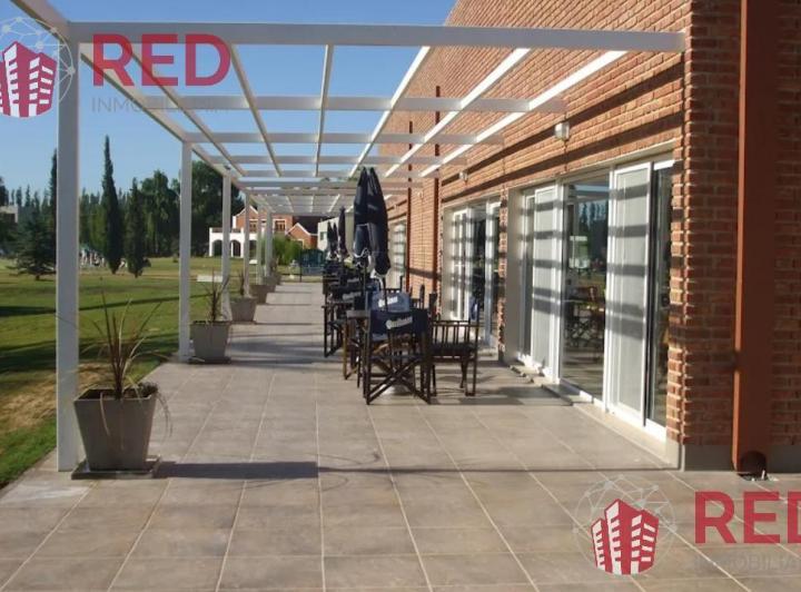 Terreno · 805m²