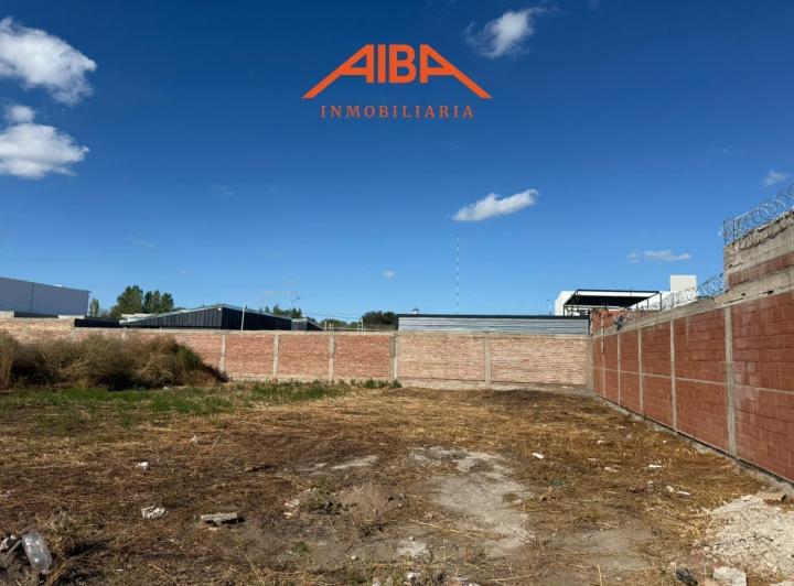 Terreno · 255m²