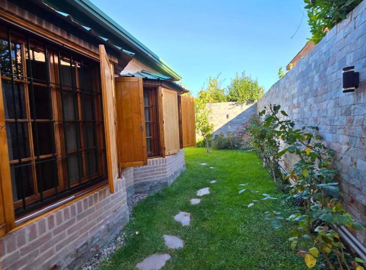 Casa · 133m² · 6 Ambientes · 3 Cocheras