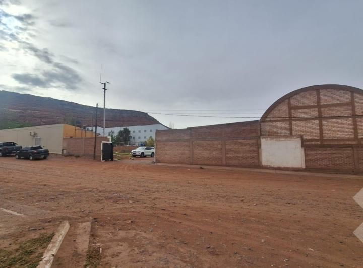 Bodega-Galpón · 351m² · 5 Ambientes