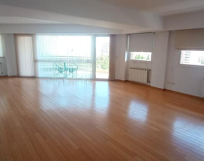 Departamento · 198m² · 6 Ambientes · 1 Cochera