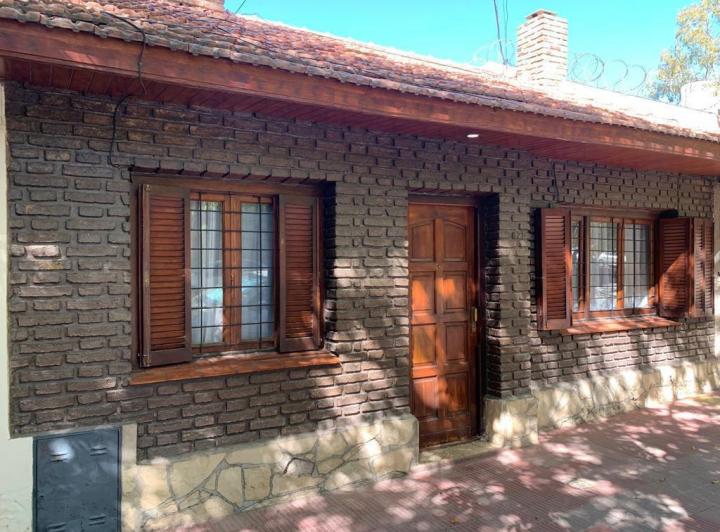 Terreno · 150m² · 4 Ambientes · 1 Cochera